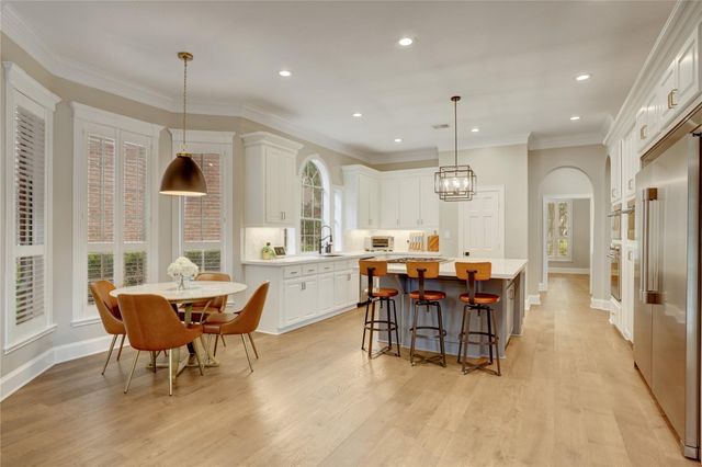 17 Shetland Isle Court, Sugar Land, TX 77479