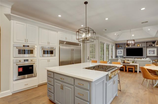17 Shetland Isle Court, Sugar Land, TX 77479