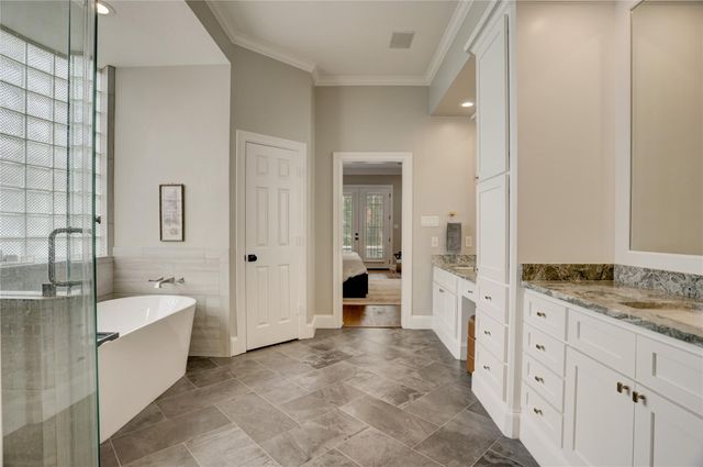 17 Shetland Isle Court, Sugar Land, TX 77479
