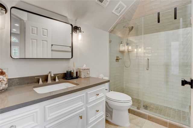 17 Shetland Isle Court, Sugar Land, TX 77479