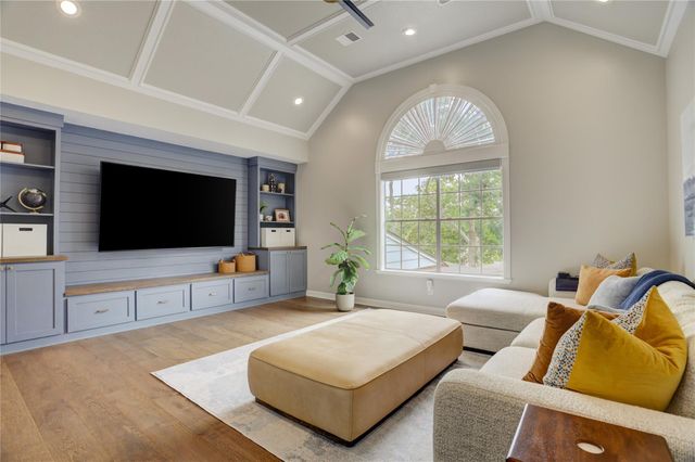 17 Shetland Isle Court, Sugar Land, TX 77479