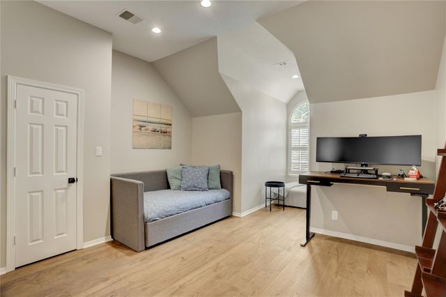 17 Shetland Isle Court, Sugar Land, TX 77479