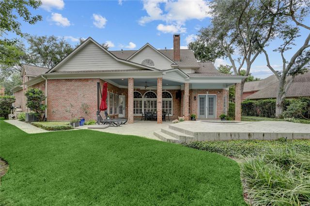 17 Shetland Isle Court, Sugar Land, TX 77479