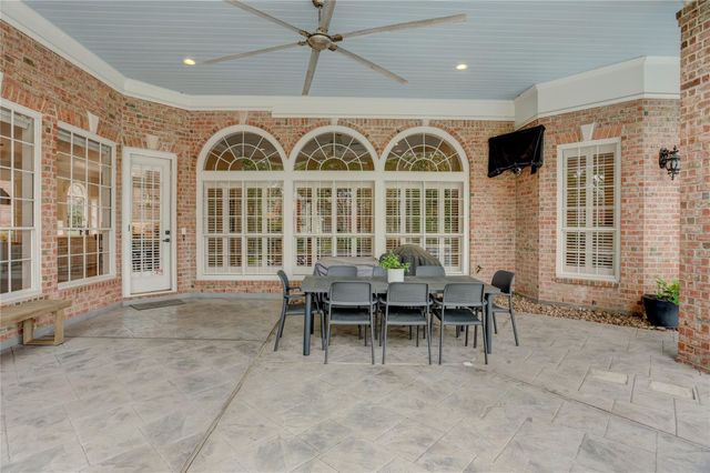 17 Shetland Isle Court, Sugar Land, TX 77479