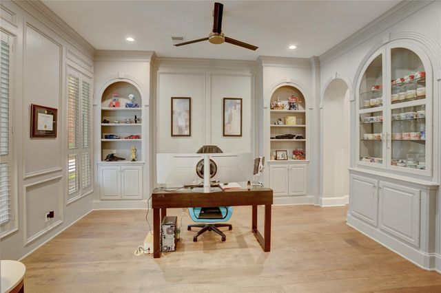 17 Shetland Isle Court, Sugar Land, TX 77479