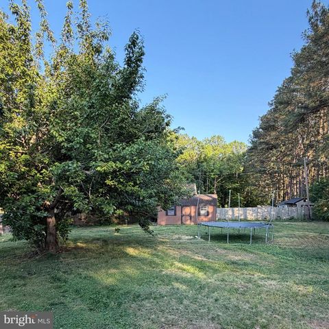 9528 RAPIDAN DR, Fredericksburg, VA 22407