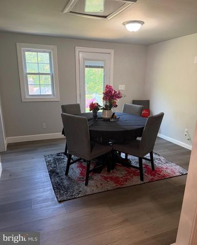9528 RAPIDAN DR, Fredericksburg, VA 22407