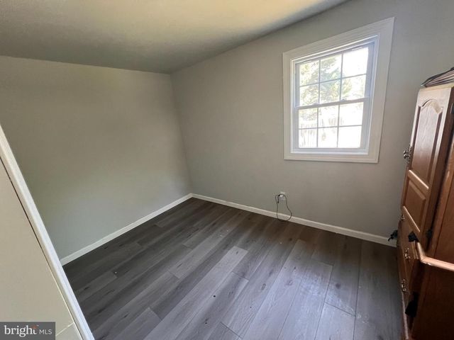 9528 RAPIDAN DR, Fredericksburg, VA 22407