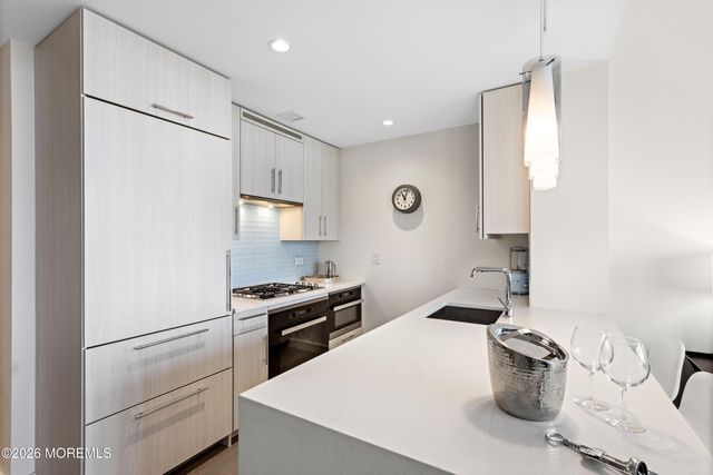 20 Melrose Terrace 601, Long Branch, NJ 07740