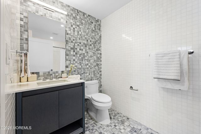 20 Melrose Terrace 601, Long Branch, NJ 07740