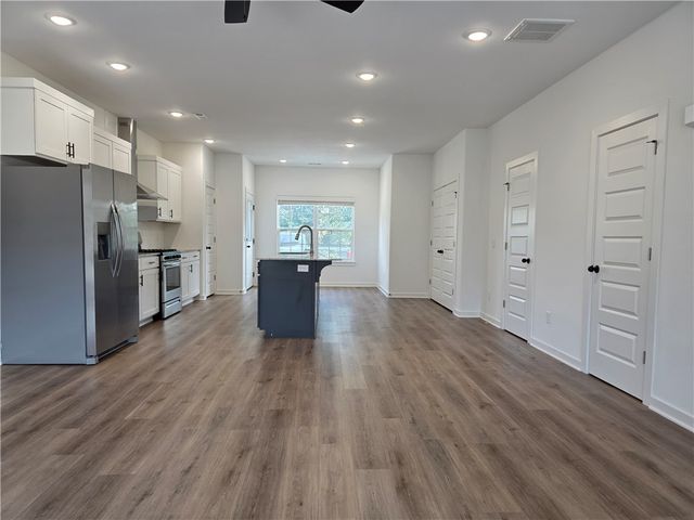 826 N Crater Avenue 1, Fayetteville, AR 72704