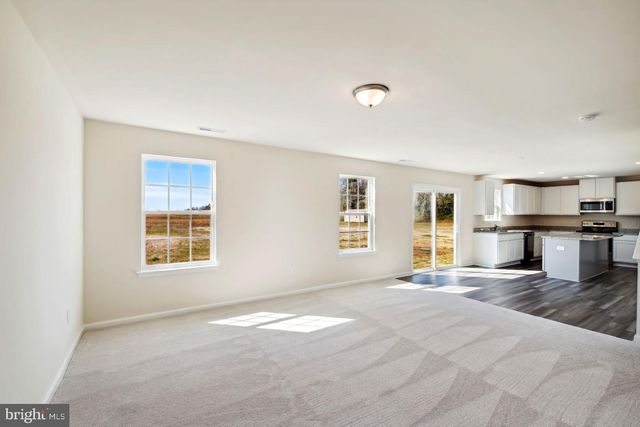 600 KINGS LN, Fort Washington, MD 20744