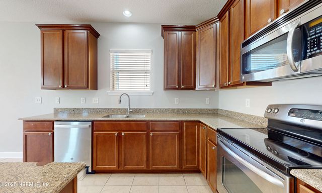 1116 PINE ISLAND Court, Middleburg, FL 32068