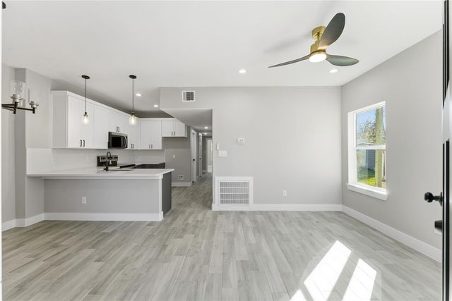 9815 Tuffly Street, Houston, TX 77029