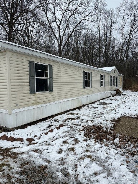 143 W Beechwood Rd, Bessemer, PA 16112