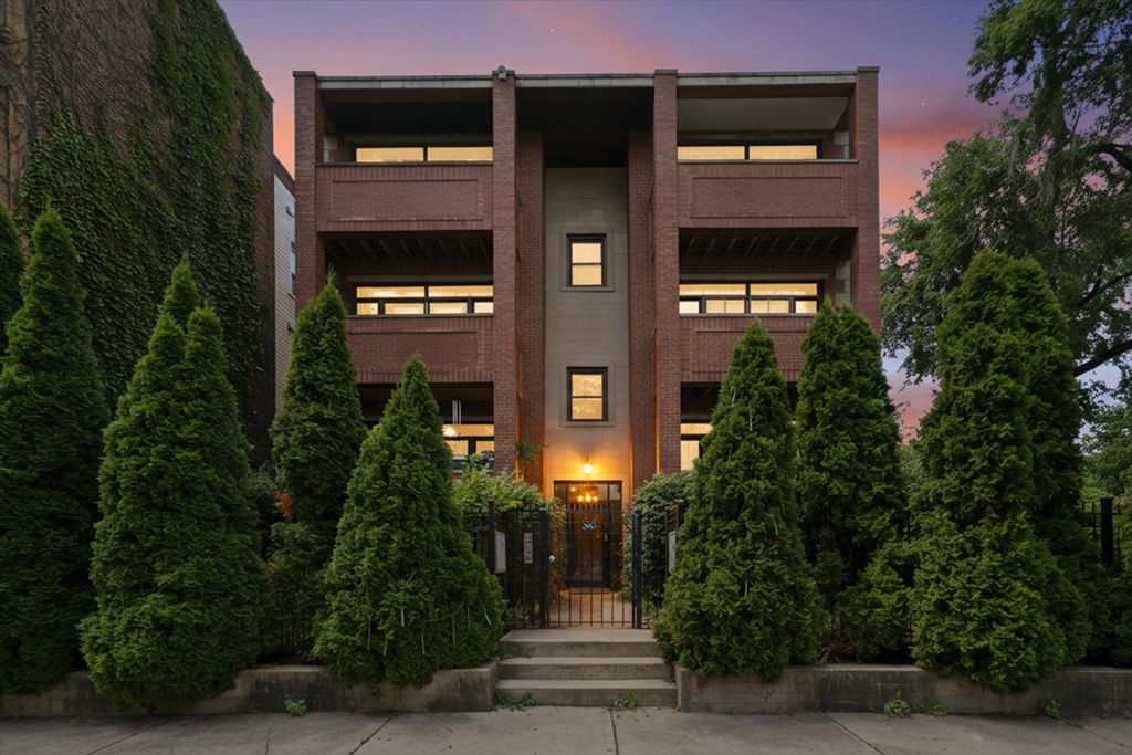 6500 S Minerva Avenue 3N, Chicago, IL 60637