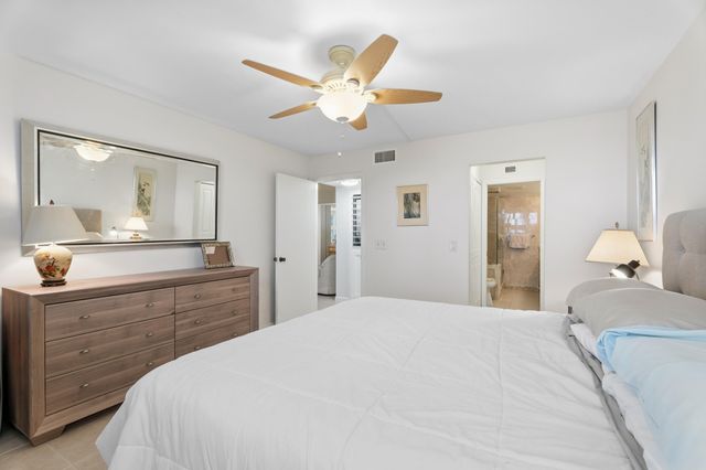 1950 SW Palm City Road 8-107, Stuart, FL 34994