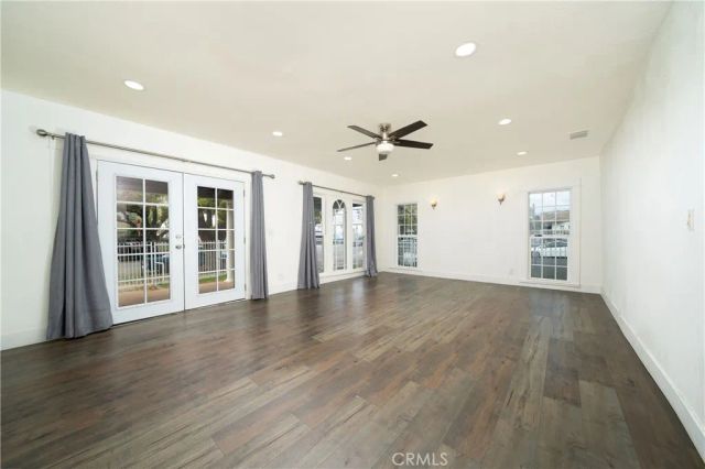 201 S Orange Avenue, Santa Ana, CA 92701