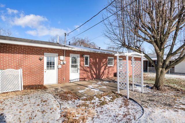 637 E Pearl Street, Greenwood, IN 46143