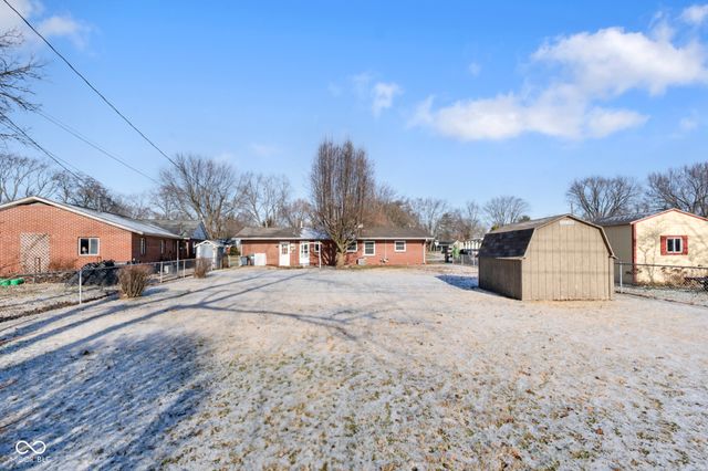 637 E Pearl Street, Greenwood, IN 46143