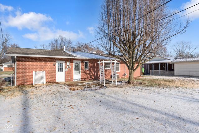 637 E Pearl Street, Greenwood, IN 46143