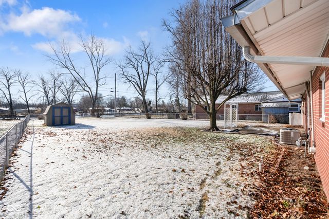 637 E Pearl Street, Greenwood, IN 46143