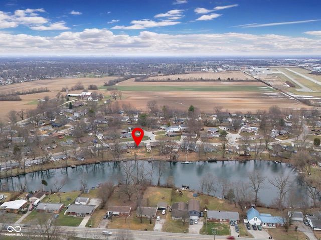 637 E Pearl Street, Greenwood, IN 46143