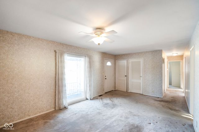 637 E Pearl Street, Greenwood, IN 46143