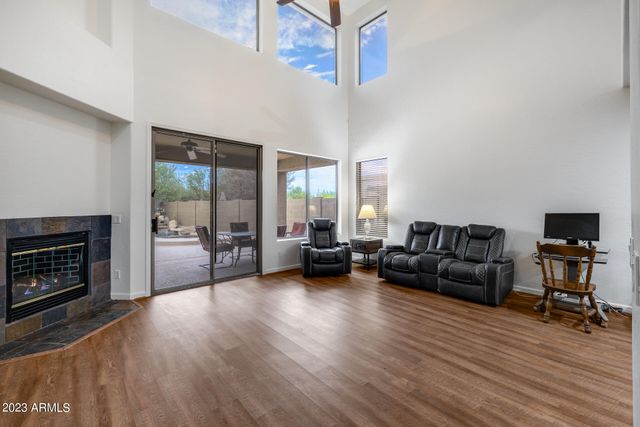 3419 W THOREAU Lane, Anthem, AZ 85086