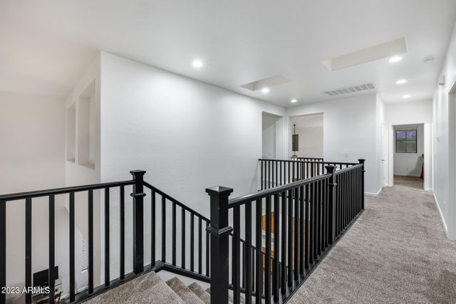 3419 W THOREAU Lane, Anthem, AZ 85086