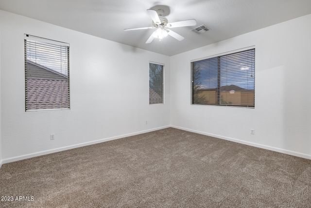 3419 W THOREAU Lane, Anthem, AZ 85086