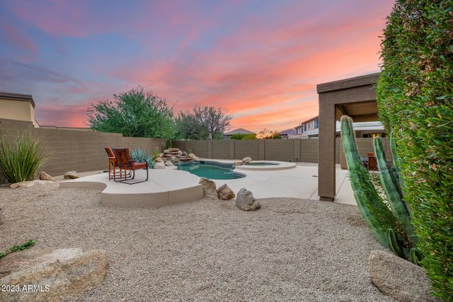 3419 W THOREAU Lane, Anthem, AZ 85086