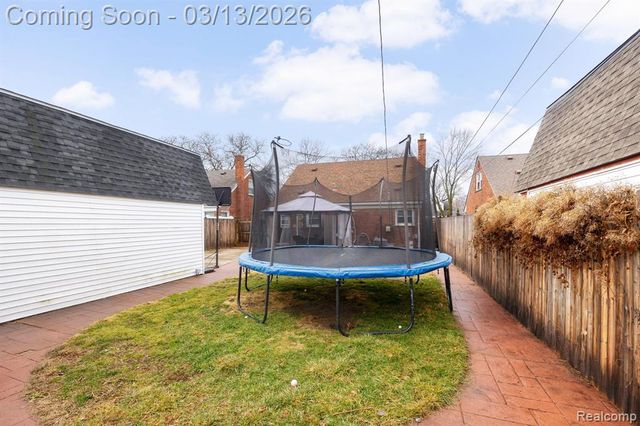 1123 16th Street, Wyandotte, MI 48192