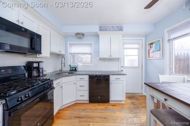 1123 16th Street, Wyandotte, MI 48192