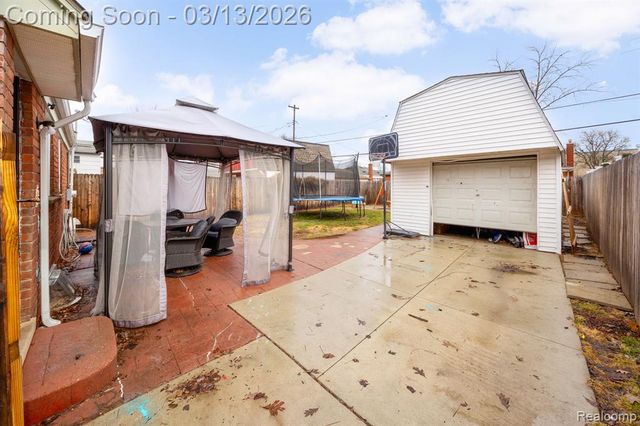 1123 16th Street, Wyandotte, MI 48192