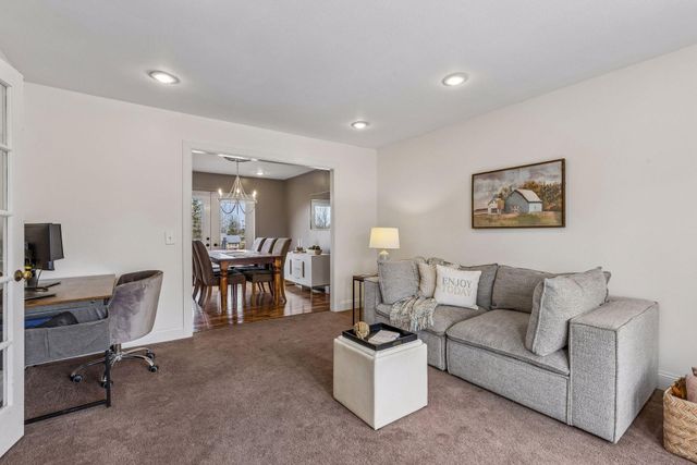 15320 96th Place N, Maple Grove, MN 55369