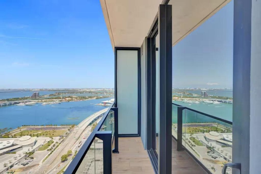 398 NE 5th Street 2403, Miami, FL 33132