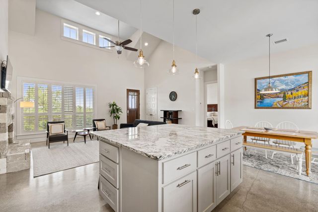 503 Alva DR, Spicewood, TX 78669