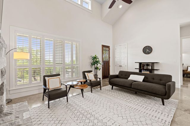 503 Alva DR, Spicewood, TX 78669