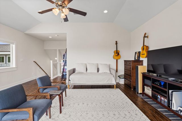 503 Alva DR, Spicewood, TX 78669
