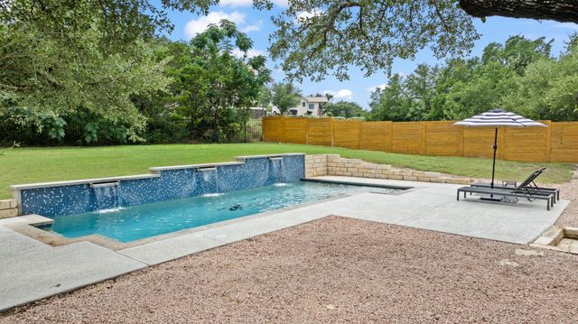 503 Alva DR, Spicewood, TX 78669