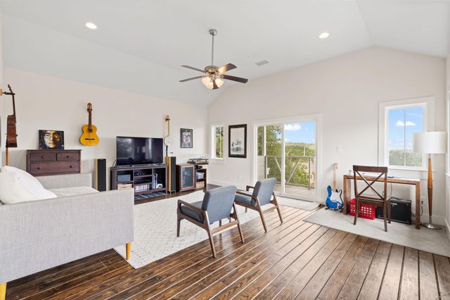 503 Alva DR, Spicewood, TX 78669