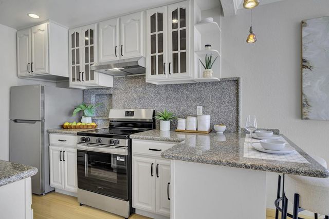1919 Alameda De Las Pulgas 140, San Mateo, CA 94403