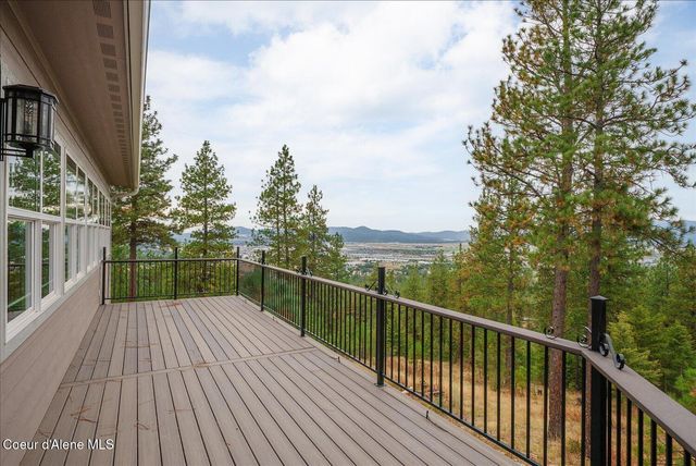 14747 W Aloysius DR, Post Falls, ID 83854