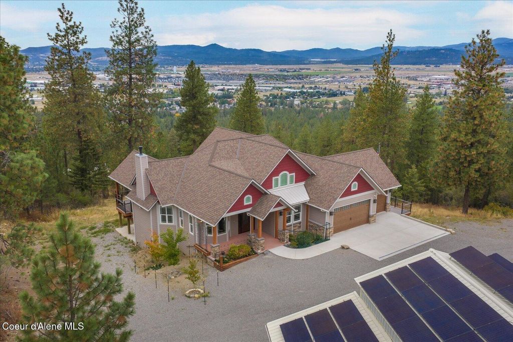 14747 W Aloysius DR, Post Falls, ID 83854