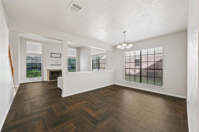 1555 Hillside Elm Street, Houston, TX 77062