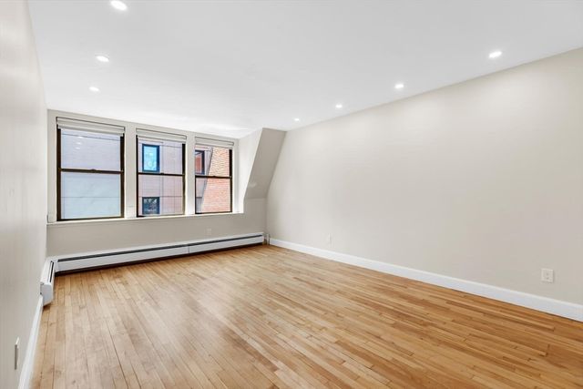 19 Arlington St Unit 53, Boston, MA 02116