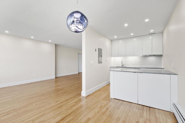 19 Arlington St Unit 53, Boston, MA 02116