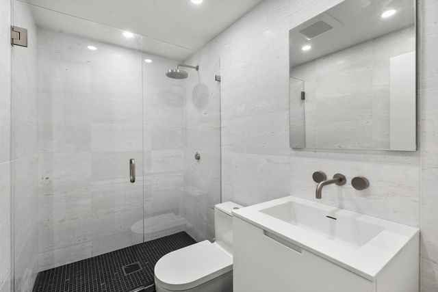 19 Arlington St Unit 53, Boston, MA 02116