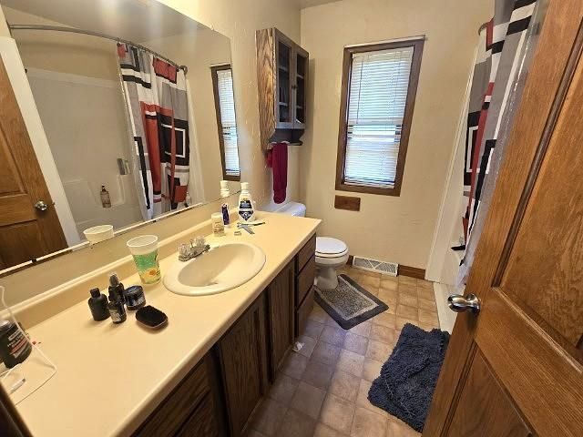 214 PEARL AVENUE, Shawano, WI 54166